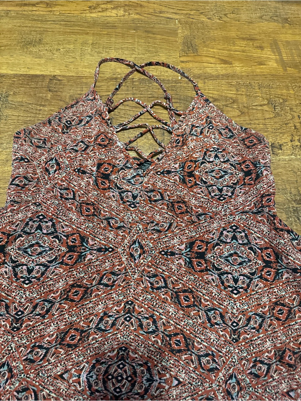 Criss cross mini dress 1X geometric print